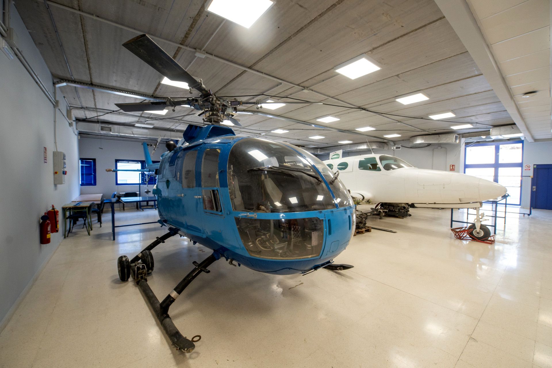 Curso y examen Módulo 12: Helicópteros Aeronáutica Groupdynamics, Estruct. y Sist. <br><br>
